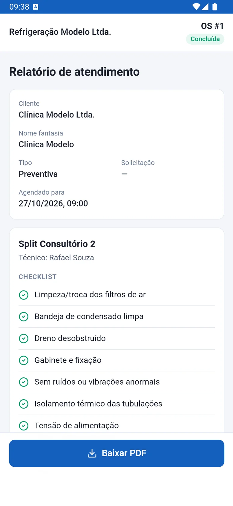 Relatório da OS da Clínica Modelo aberto no celular do cliente, com o checklist e o botão Baixar PDF