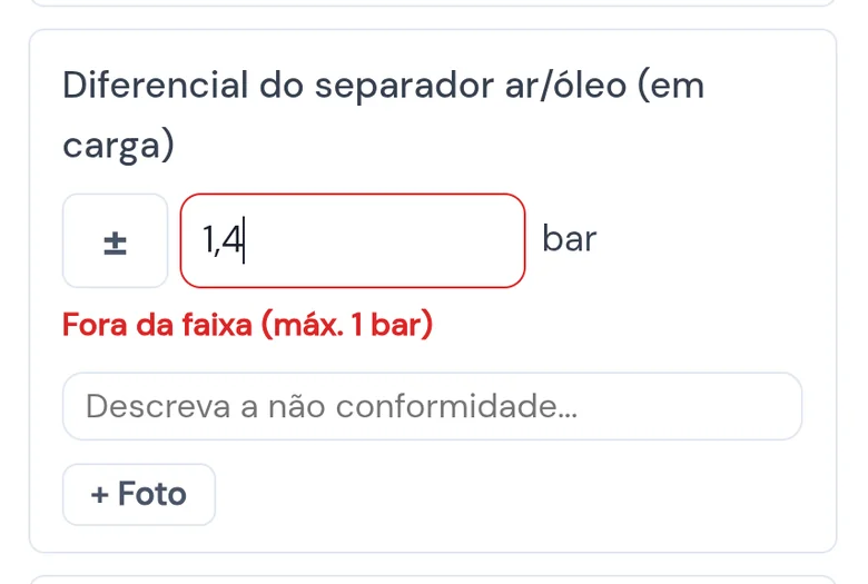 Item Diferencial do separador ar/óleo com 1,4 bar em vermelho, o aviso Fora da faixa (máx. 1 bar) e o campo Descreva a não conformidade